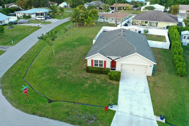 $2,700 | 1401 Southeast Portillo Road, Port St. Lucie, FL 34952