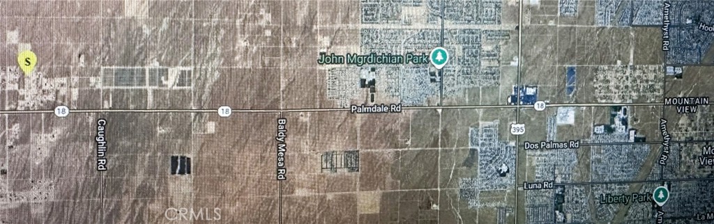 14426 Tumbleweed Road Phelan, CA 92371 - Photo 36 of 38 a bathroom with a shower