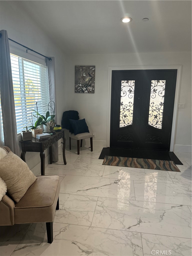 14426 Tumbleweed Road Phelan, CA 92371 - Photo 9 of 38 a living room with furniture