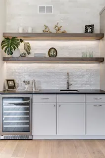 a close view of sink