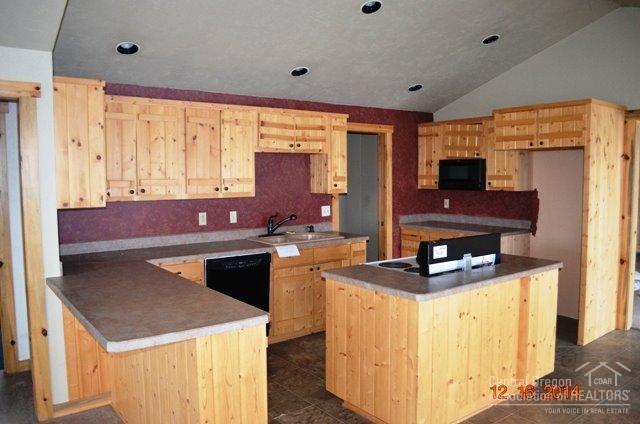 69020 Goodrich Road Sisters, OR 97759 - Photo 5 of 25 Additional Photo