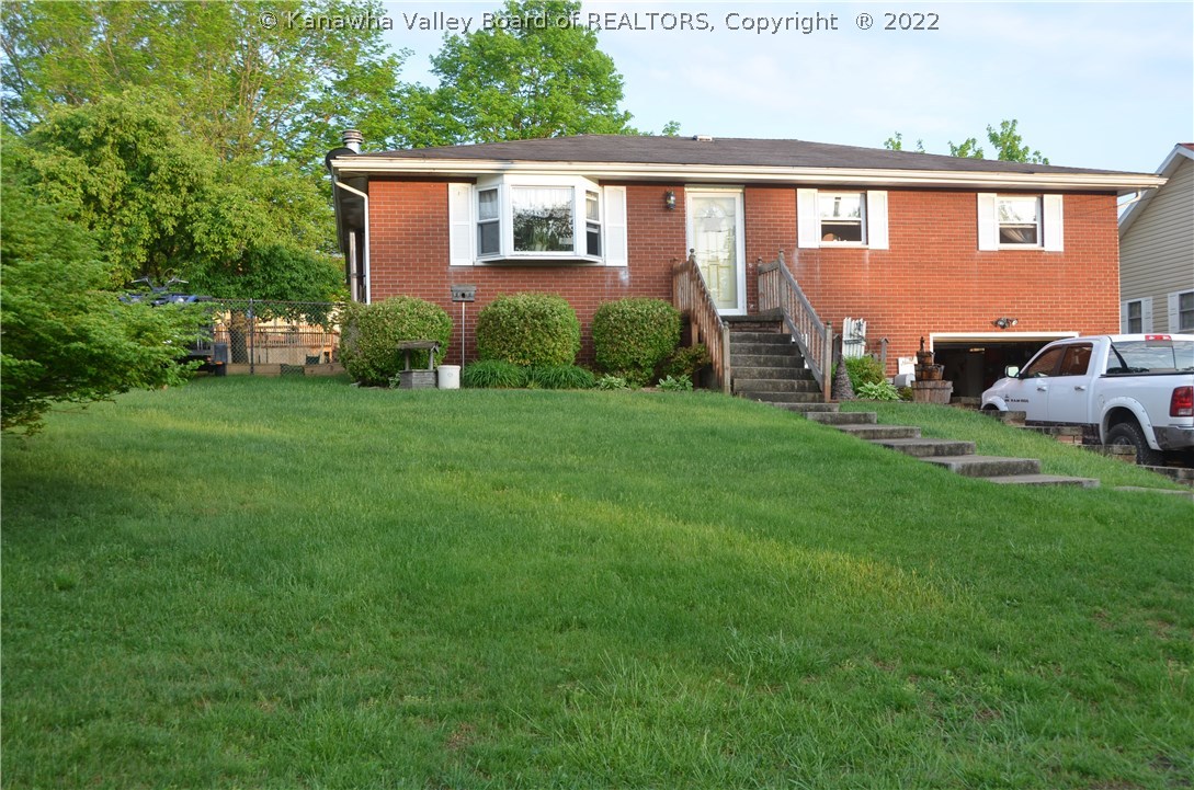 211 Edgewood Circle Ripley, WV 25271 - Photo 1 of 20 Gallery Image 1
