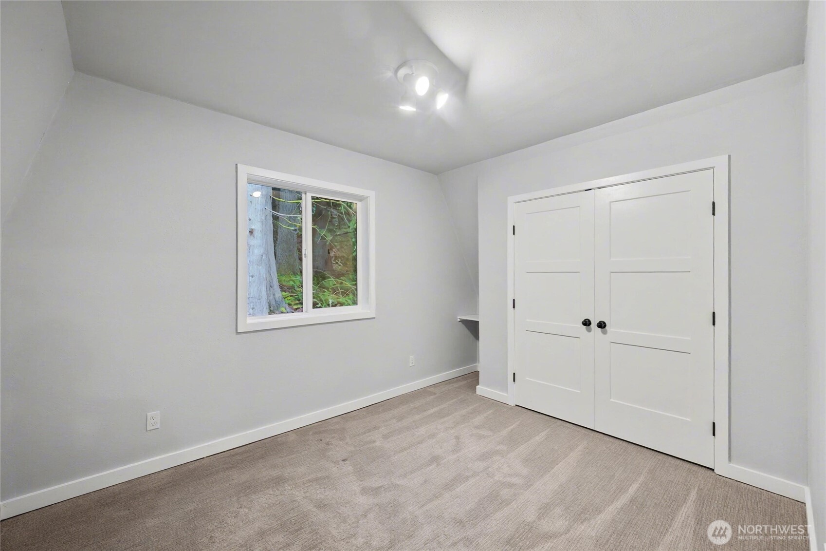 9 Summer Bell Lane Bellingham, WA 98229 - Photo 23 of 35