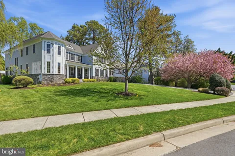 $2,995,000 | 6130 Ramshorn Drive, McLean, VA 22101