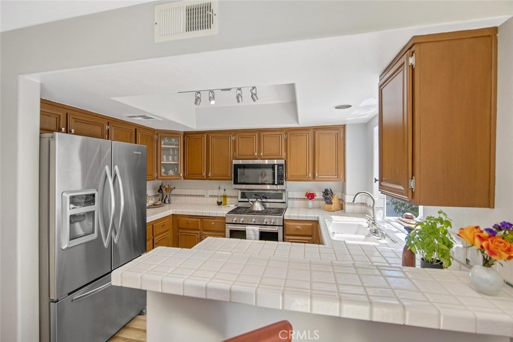 5340 Las Virgenes Road, Unit 4 Calabasas, CA 91302 - Photo 21 of 46