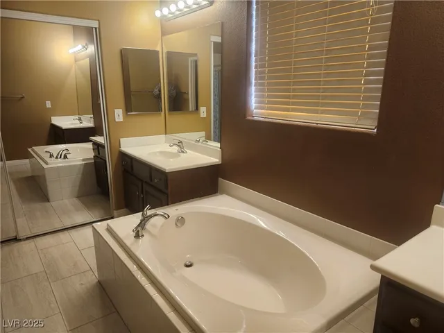 $2,455 | 5154 Walbrook Lane, Las Vegas, NV 89148