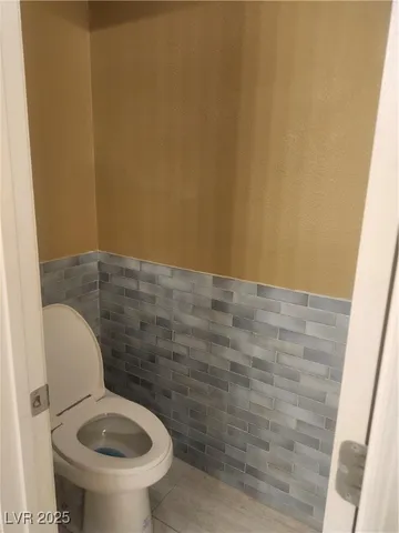 $2,455 | 5154 Walbrook Lane, Las Vegas, NV 89148