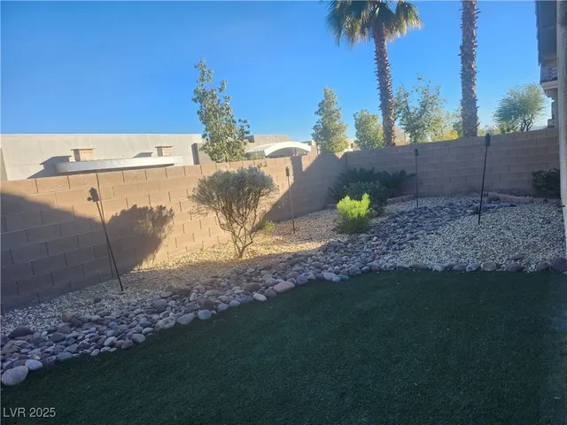 $2,455 | 5154 Walbrook Lane, Las Vegas, NV 89148