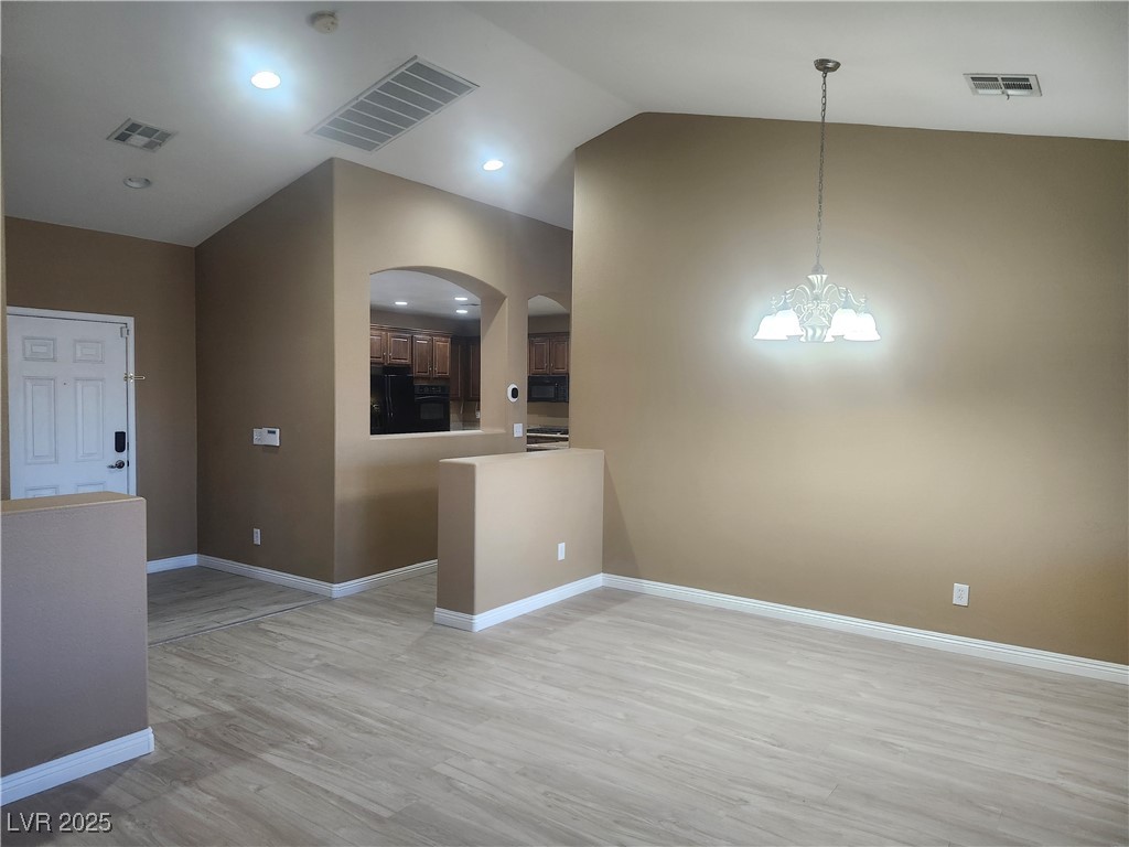 5154 Walbrook Lane Las Vegas, NV 89148 - Photo 4 of 32