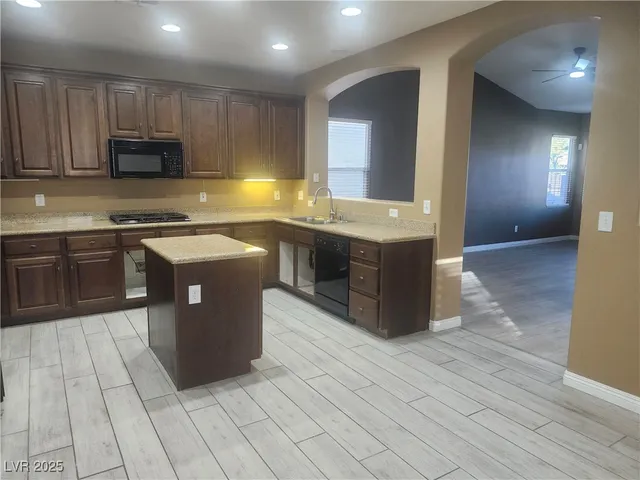 $2,455 | 5154 Walbrook Lane, Las Vegas, NV 89148