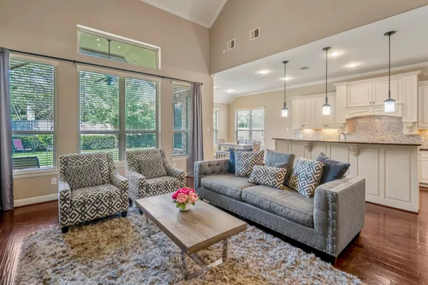 $560,000 | 6815 Cottonwood Crest Lane, Katy, TX 77493