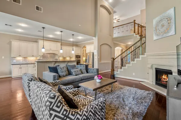 $560,000 | 6815 Cottonwood Crest Lane, Katy, TX 77493