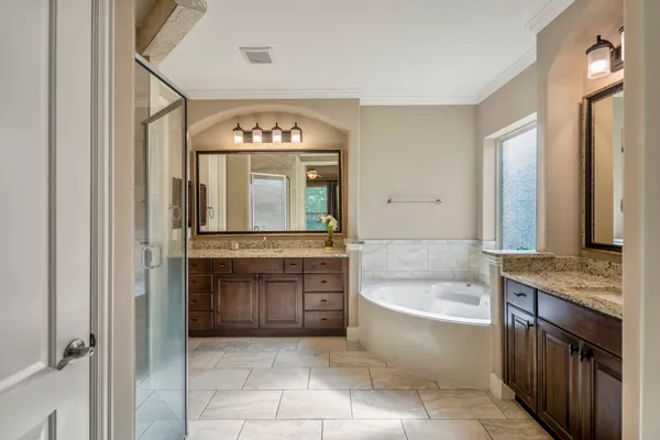 $560,000 | 6815 Cottonwood Crest Lane, Katy, TX 77493