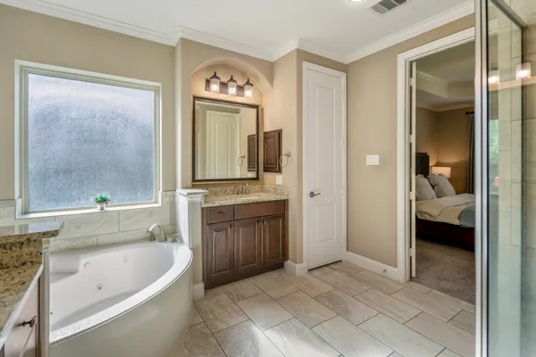 $560,000 | 6815 Cottonwood Crest Lane, Katy, TX 77493