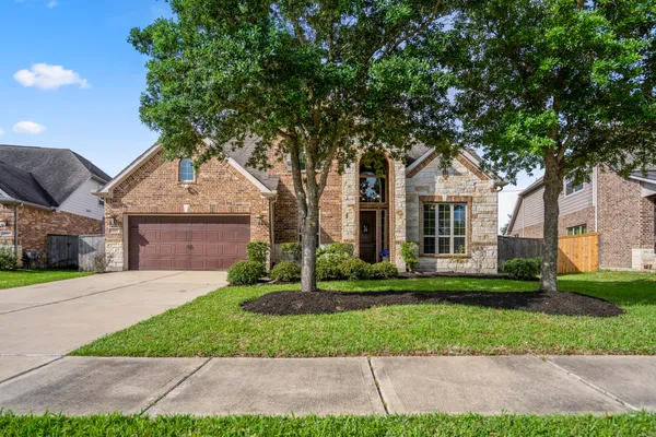 $560,000 | 6815 Cottonwood Crest Lane, Katy, TX 77493