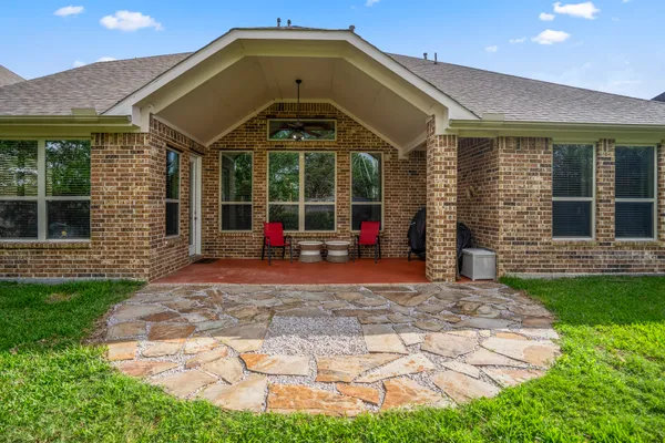 $560,000 | 6815 Cottonwood Crest Lane, Katy, TX 77493