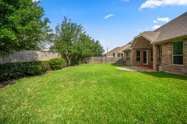 $560,000 | 6815 Cottonwood Crest Lane, Katy, TX 77493