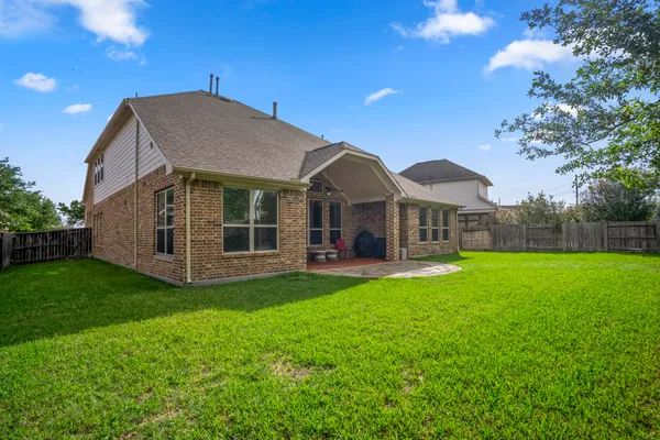 $560,000 | 6815 Cottonwood Crest Lane, Katy, TX 77493
