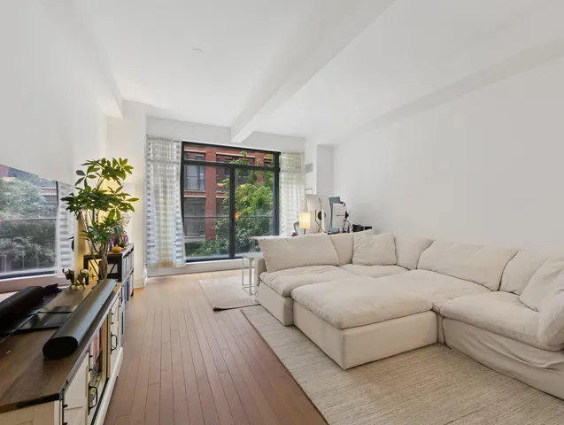 $3,200,000 | 160 West 12th Street, Unit 32 | West Village