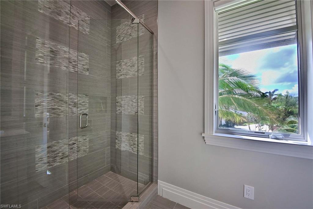3400 Crayton Road Naples, FL 34103 - Photo 11 of 25 Gallery Image 11