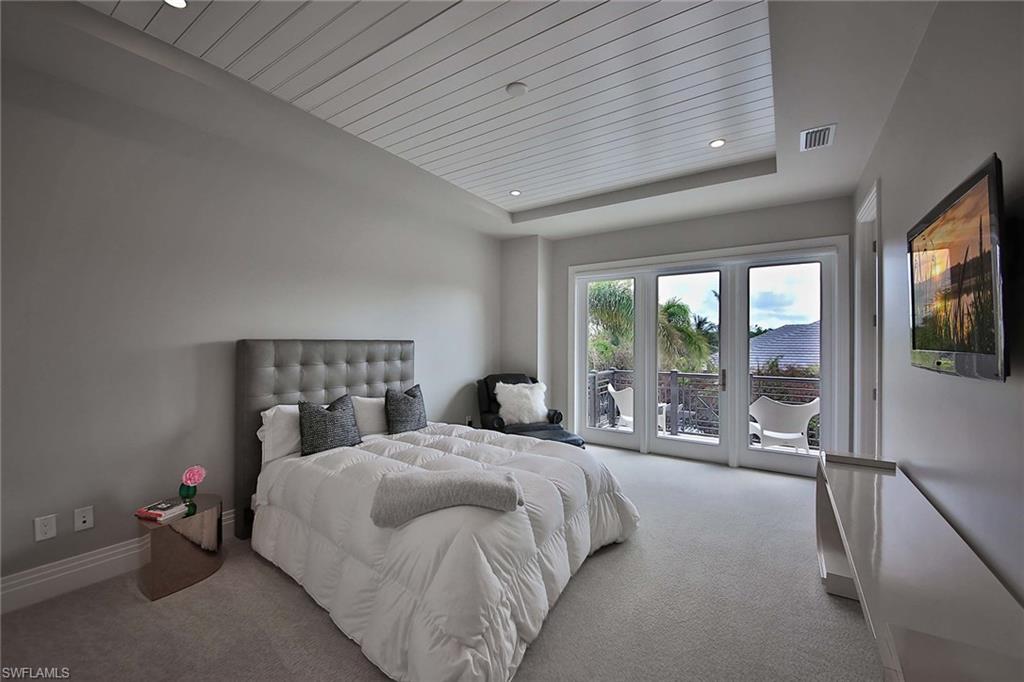 3400 Crayton Road Naples, FL 34103 - Photo 12 of 25 Gallery Image 12