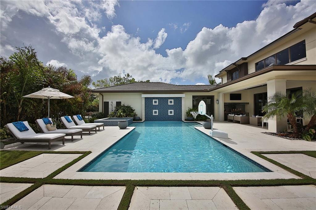 3400 Crayton Road Naples, FL 34103 - Photo 19 of 25 Gallery Image 19
