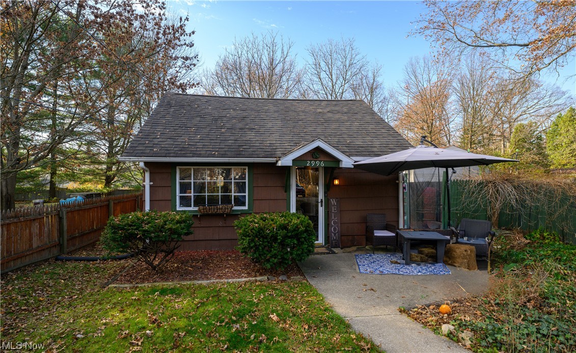 2996 Derling Road Akron, OH 44319 - Photo 2 of 19 View of front of house