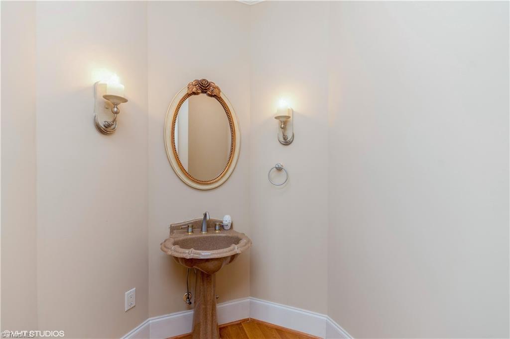 3610 Willow Ridge Lane Winston-Salem, NC 27105 - Photo 12 of 20 Gallery Image 12
