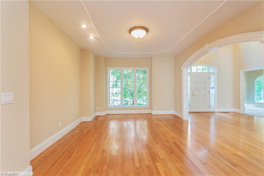 3610 Willow Ridge Lane Winston-Salem, NC 27105 - Photo 4 of 20 Gallery Image 4