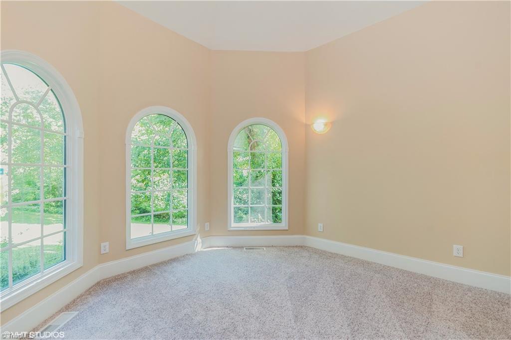 3610 Willow Ridge Lane Winston-Salem, NC 27105 - Photo 8 of 20 Gallery Image 8