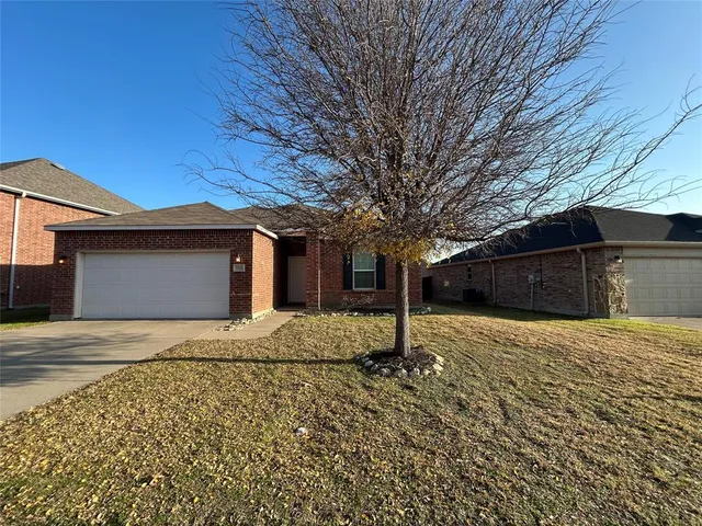 $2,295 | 5821 Mirror Ridge Drive, Fort Worth, TX 76179