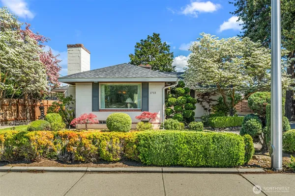 $550,000 | 1713 North Western Avenue, Wenatchee, WA 98801