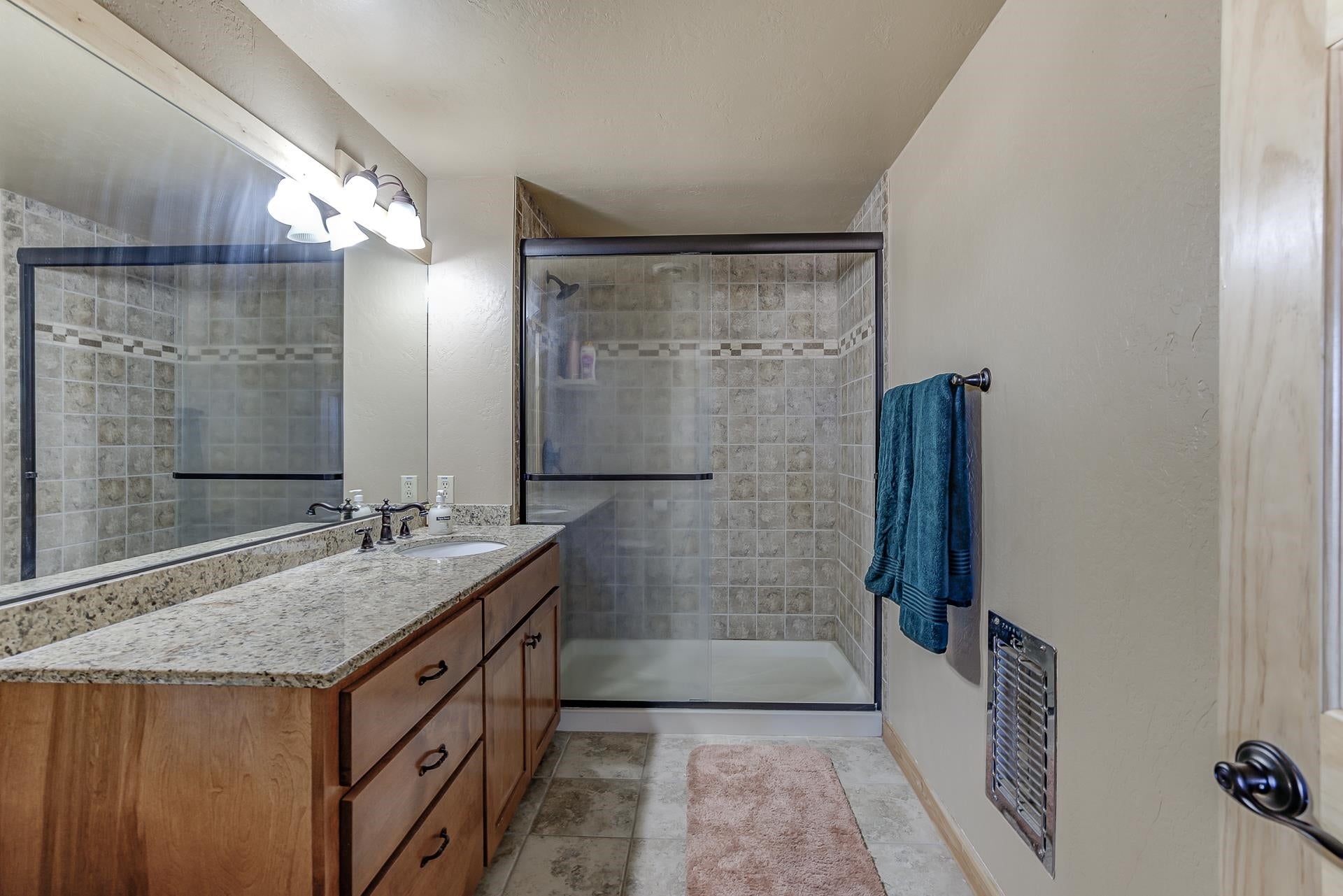 5134 Spear Point Road Weed, CA 96094 - Photo 18 of 25 Gallery Image 18