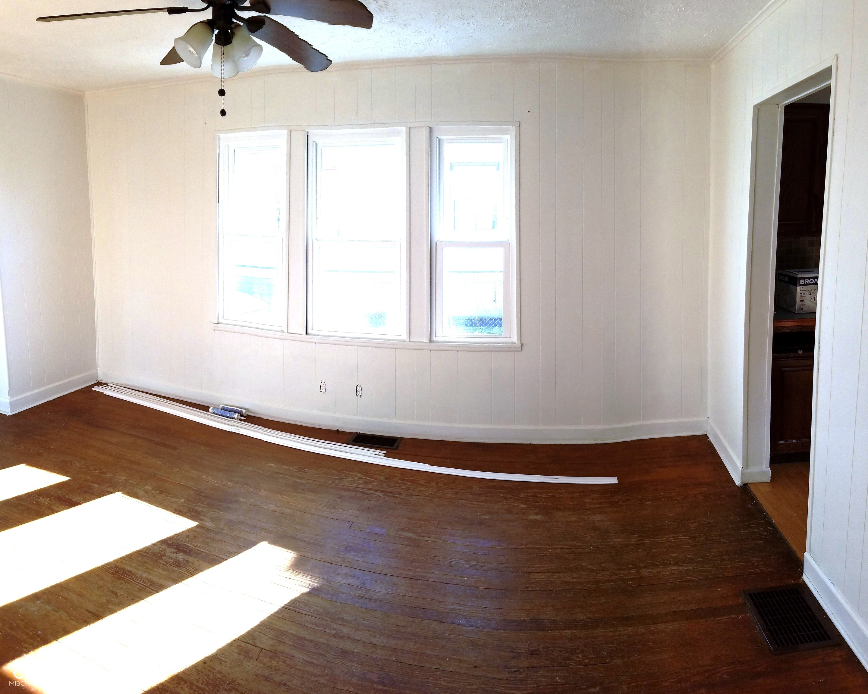210 North Routiers Avenue Indianapolis, IN 46219 - Photo 5 of 20