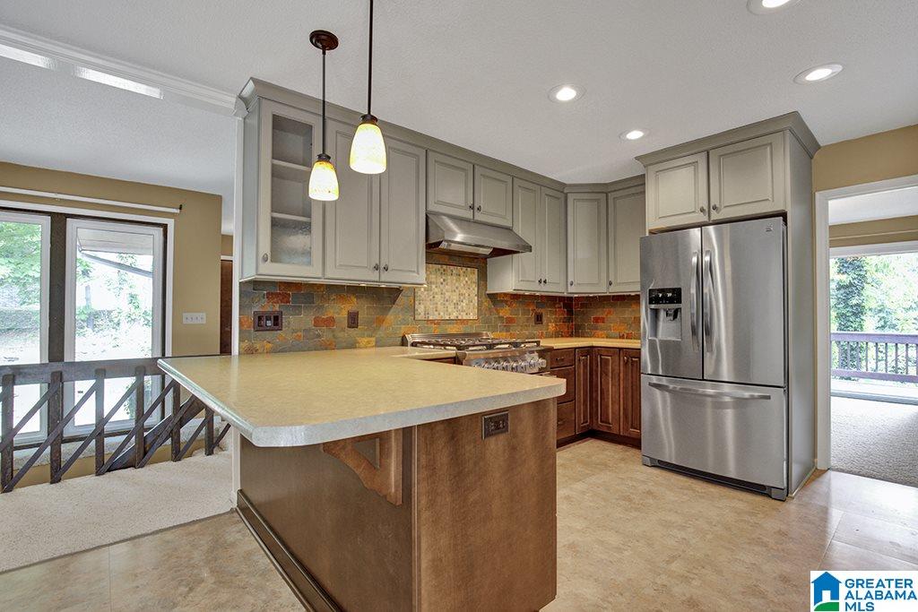 2585 Chandalar Lane Pelham, AL 35124 - Photo 9 of 38