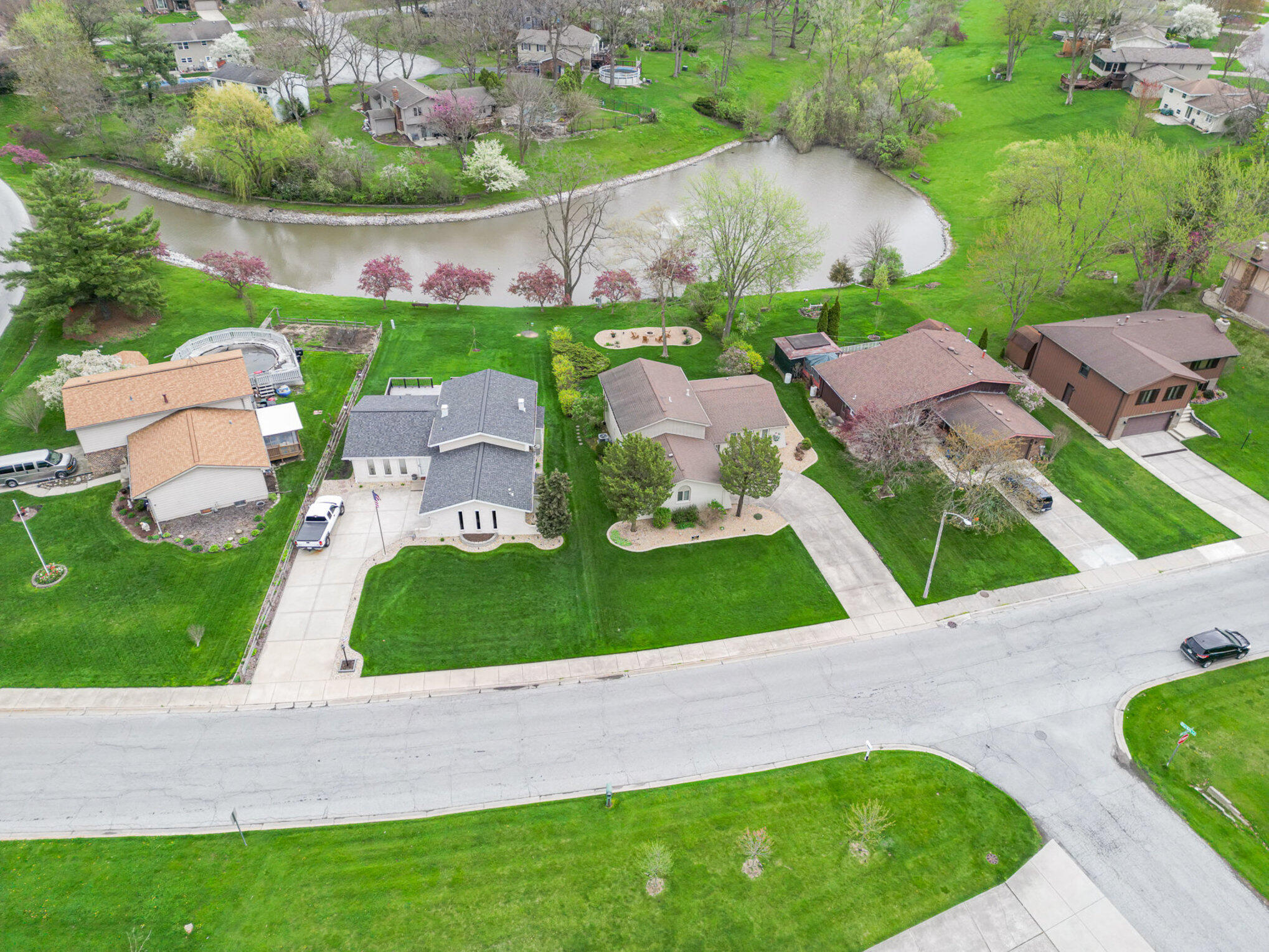 8581 Mathews Street Crown Point, IN 46307 - Photo 19 of 36 2038x1529