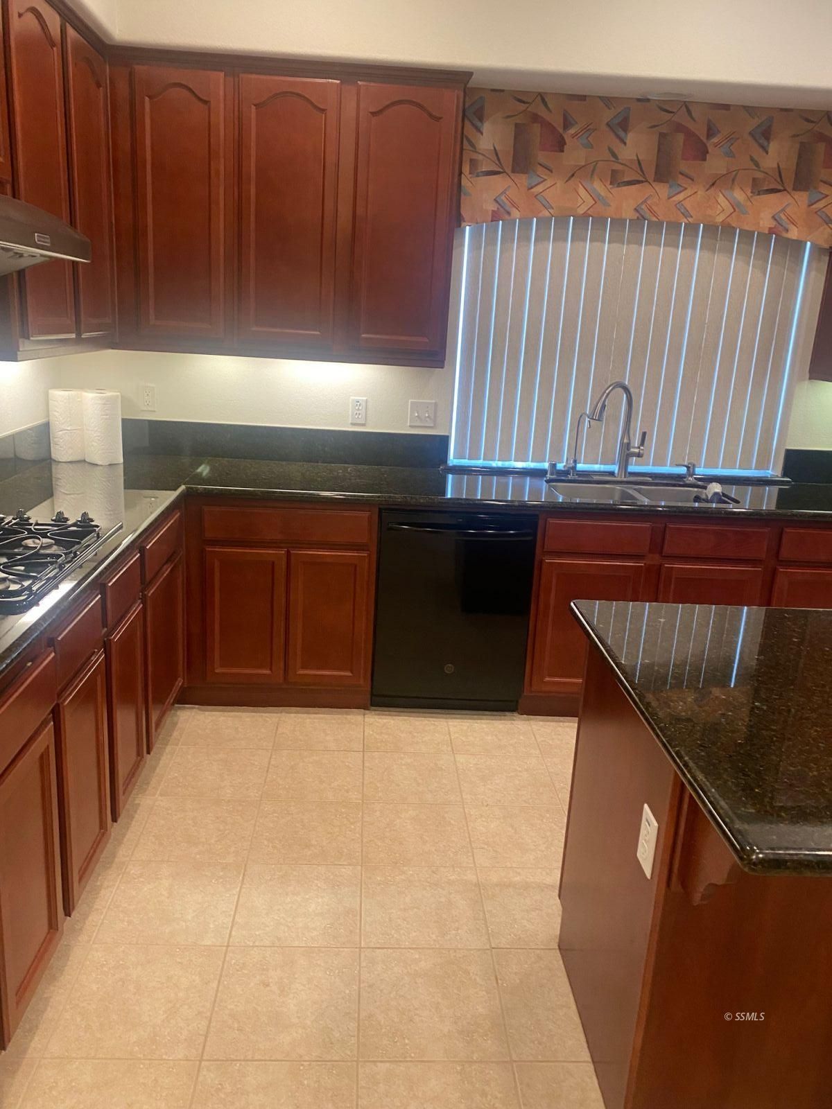 116 West Franklin Avenue Ridgecrest, CA 93555 - Photo 8 of 20