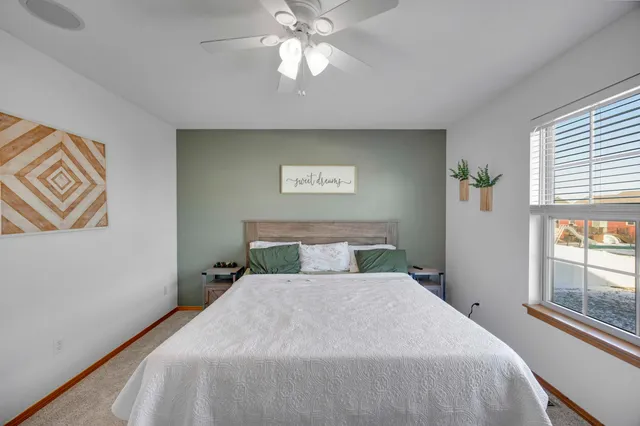 $349,900 | 822 Seminole Drive, Lowell, IN 46356