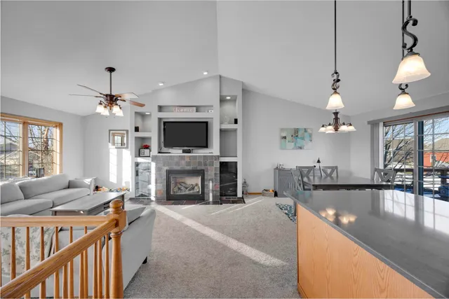 $349,900 | 822 Seminole Drive, Lowell, IN 46356