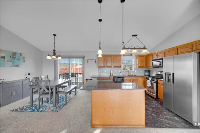 $349,900 | 822 Seminole Drive, Lowell, IN 46356