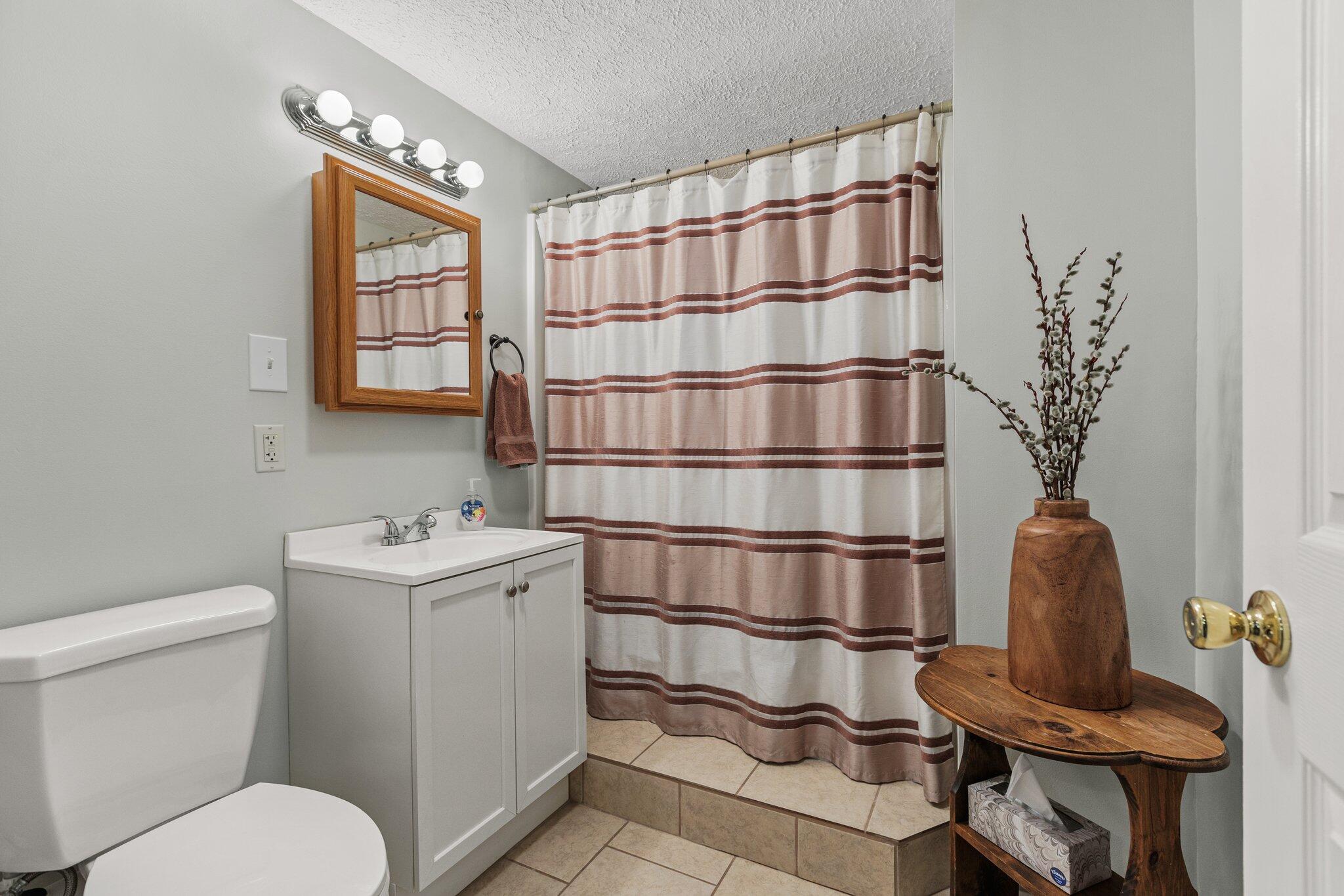 1700 Traveller Road Lexington, KY 40504 - Photo 28 of 37 27-web-or-mls-1700-traveller-rd