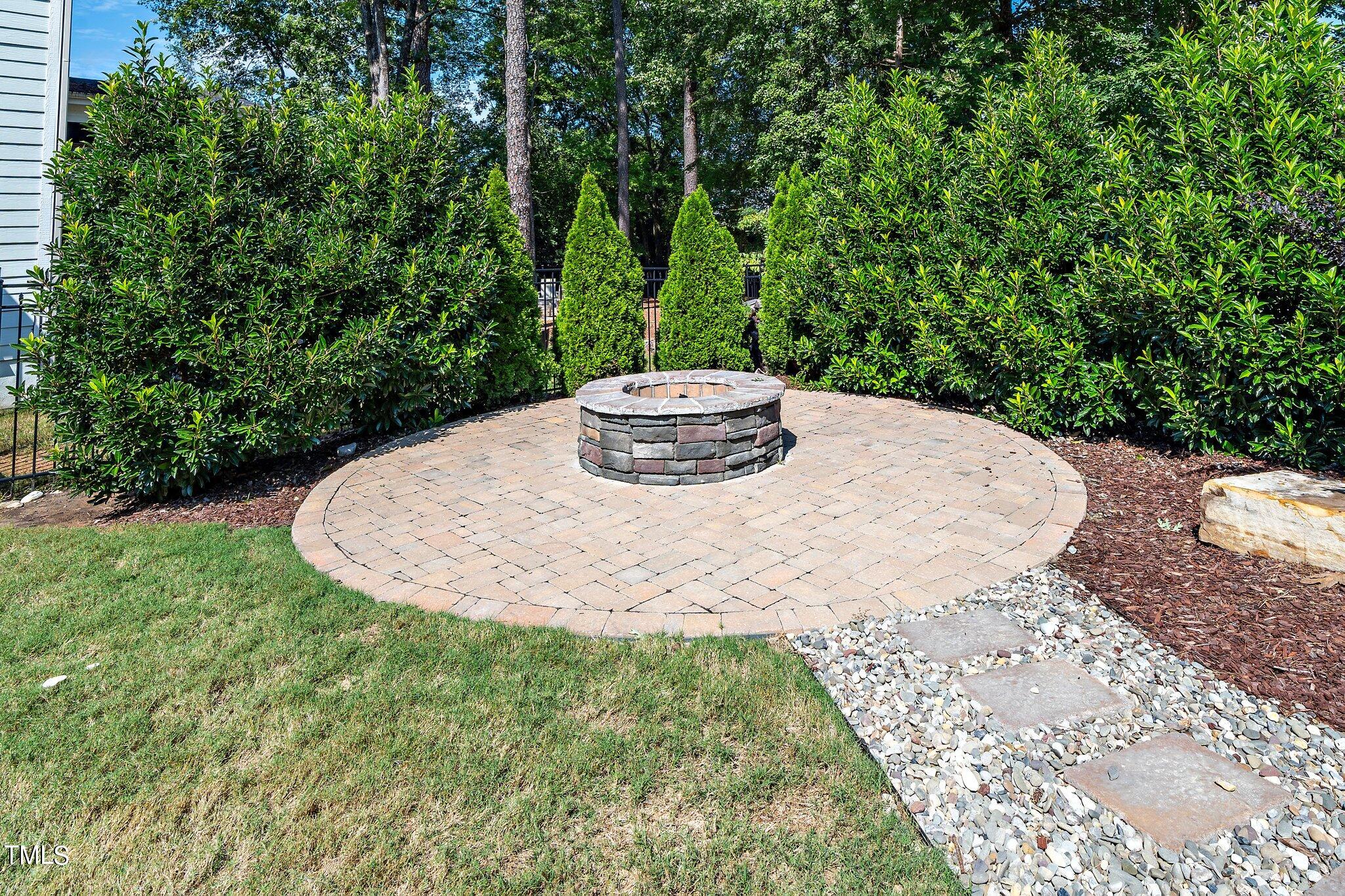 5335 Topspin Court Raleigh, NC 27609 - Photo 27 of 31 31-web-or-mls-5335 Topspin (29 of 35)