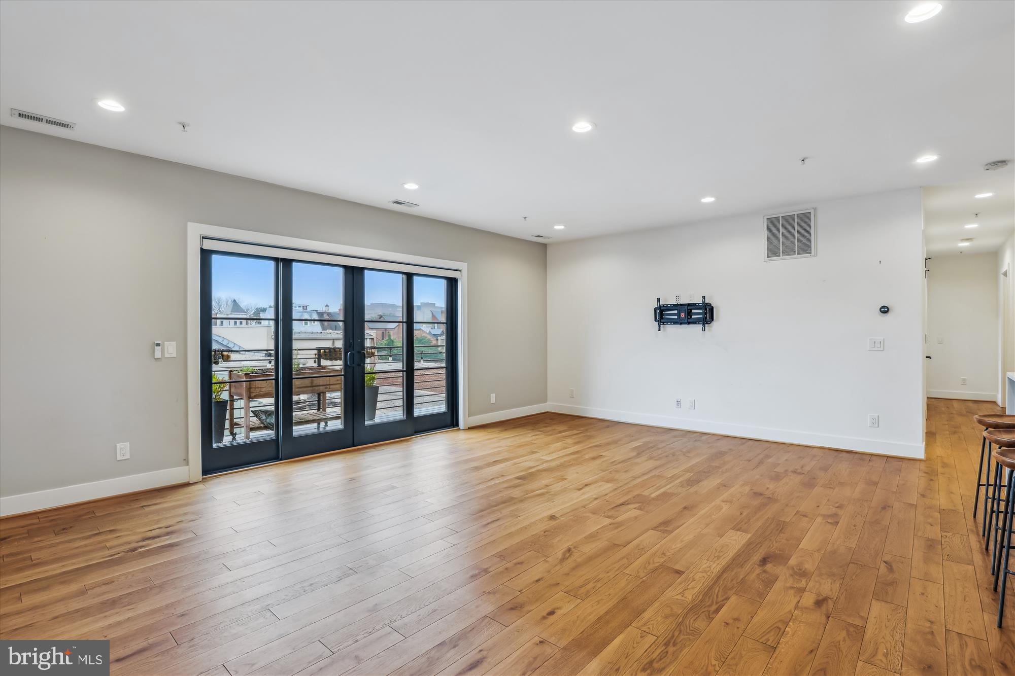 1844 3rd Street Northwest, Unit 303 Washington, DC 20001 - Photo 2 of 35 Living Room