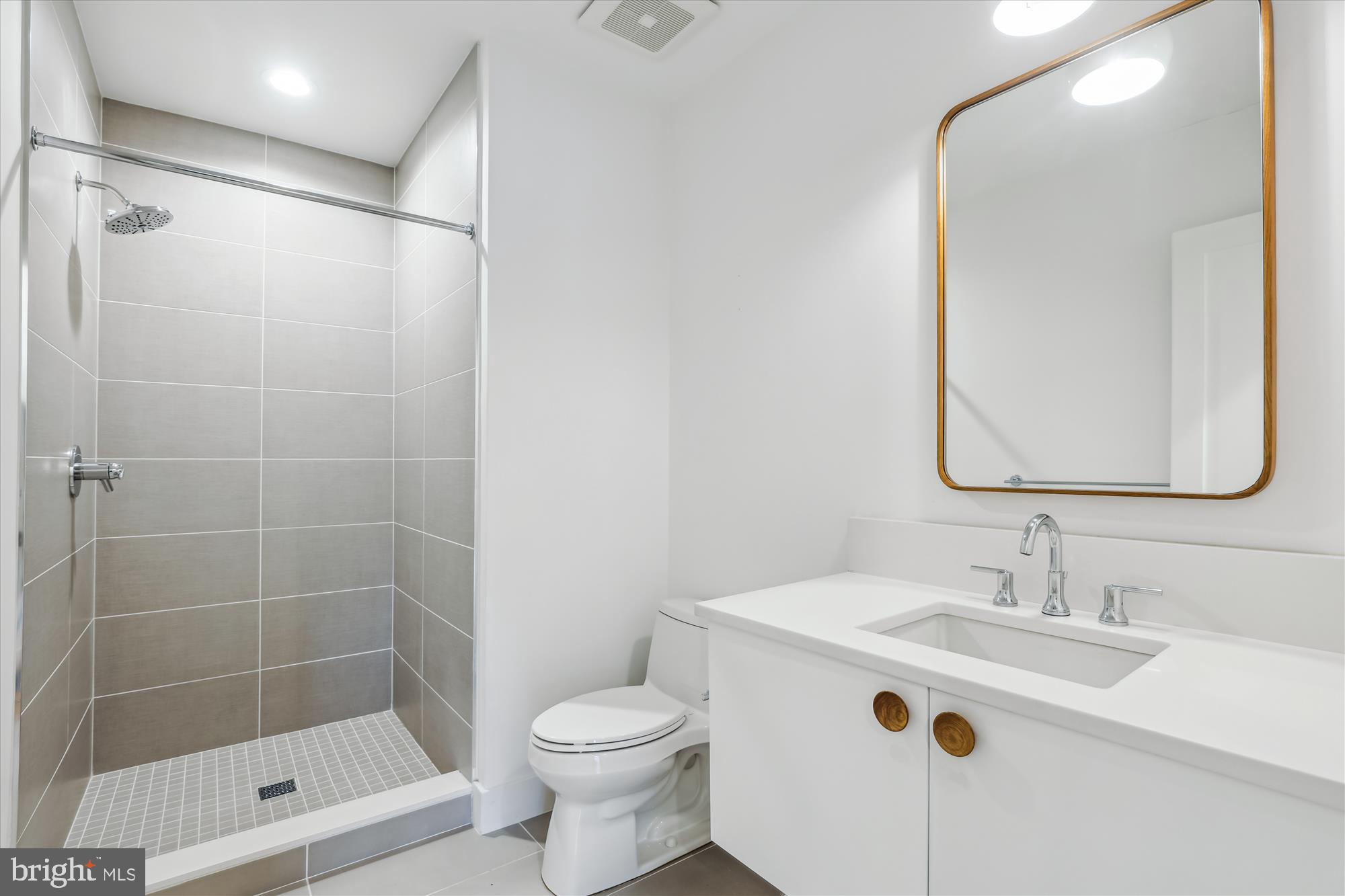 1844 3rd Street Northwest, Unit 303 Washington, DC 20001 - Photo 10 of 35 Bath 1