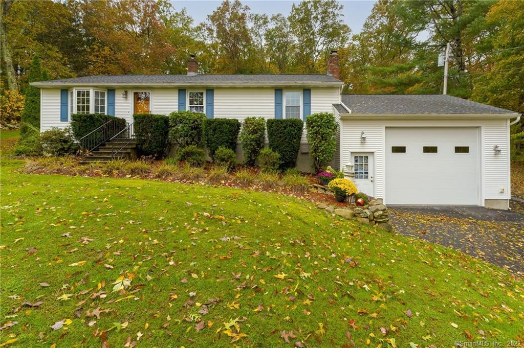 19 Douglas Road Webster, MA 01570 - Photo 1 of 1