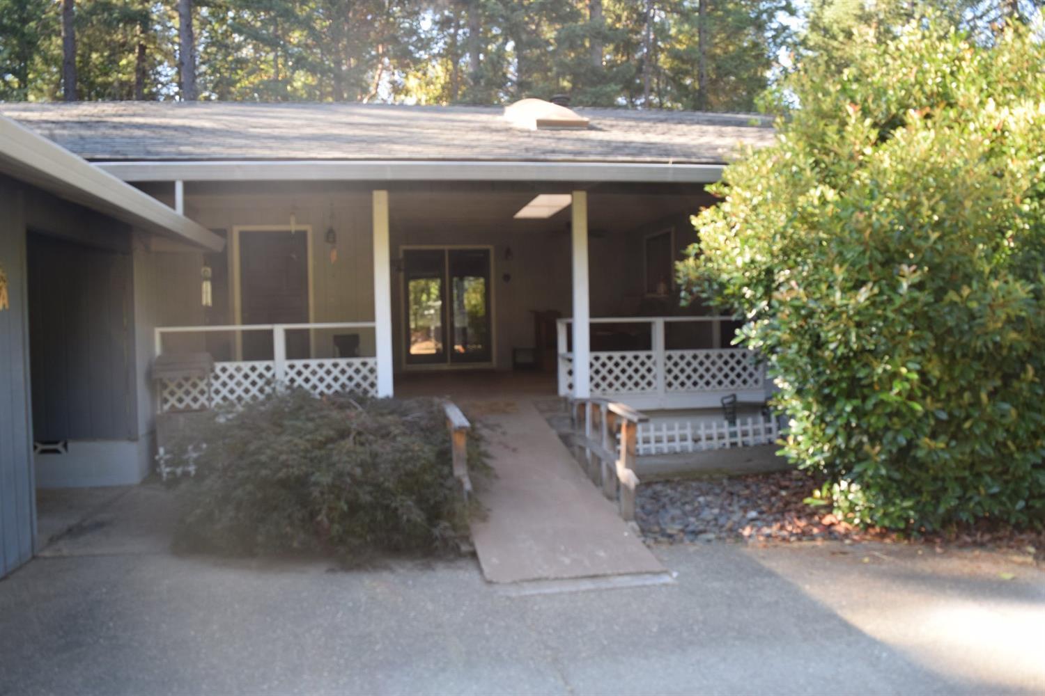1076 Queens Branch Road Rogue River, OR 97537 - Photo 2 of 29 Additional Photo
