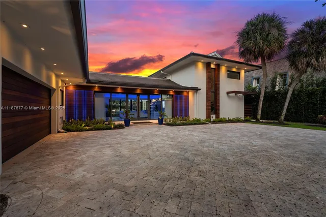 $47,000 | 1025 Diplomat Parkway, Hollywood, FL 33019