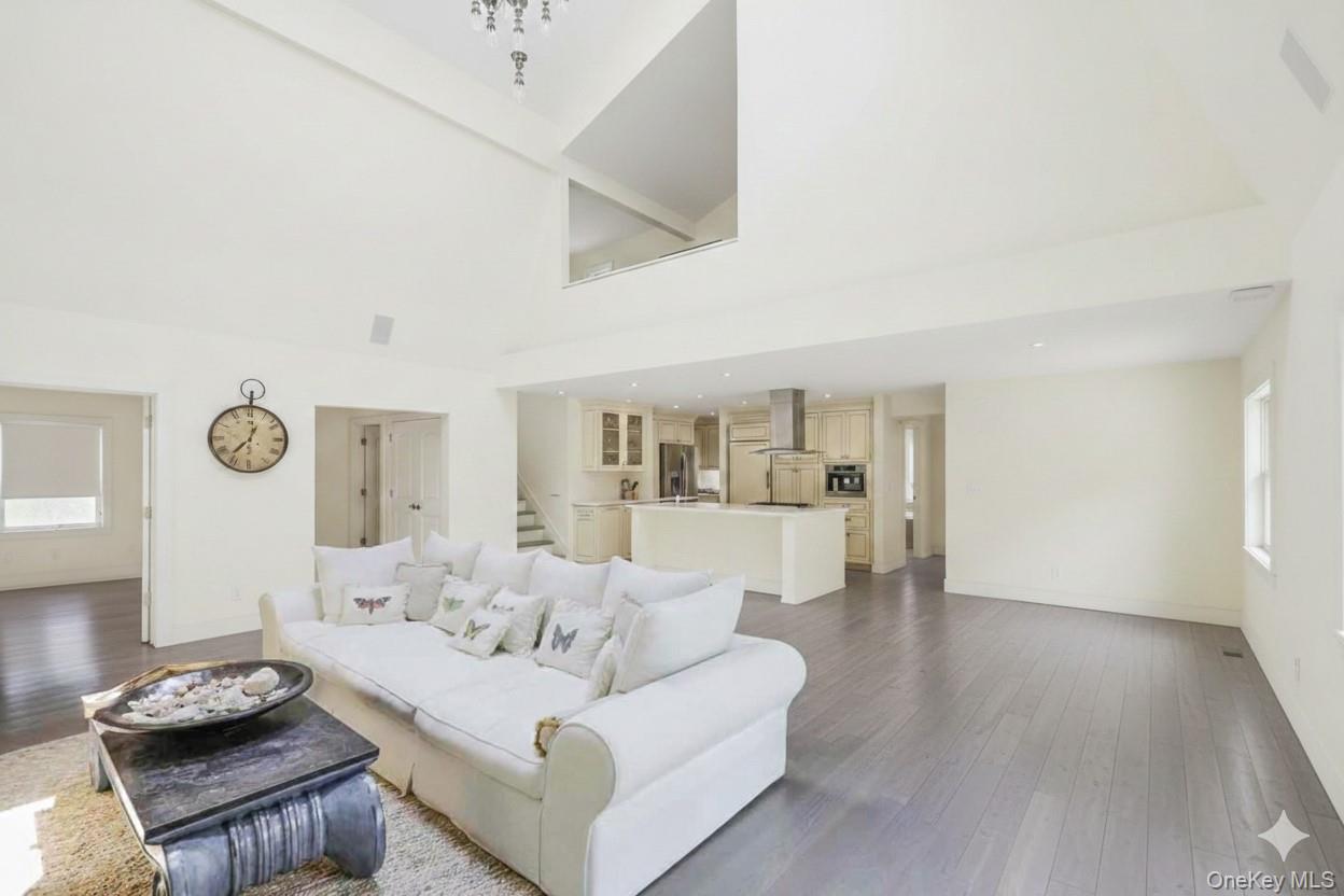 1366 Scuttle Hole Road Water Mill, NY 11976 - Photo 4 of 13