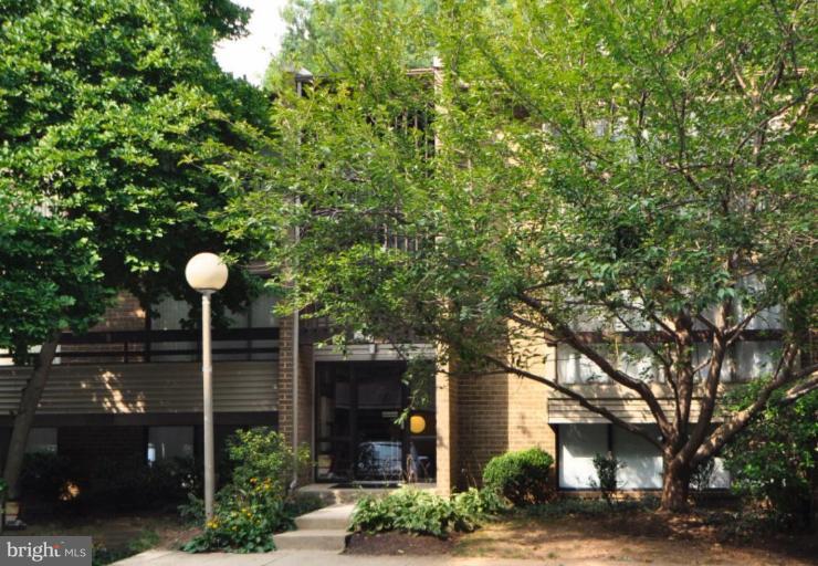 2104 Green Watch Way, Unit 11/101 Reston, VA 20191 - Photo 1 of 17 Exterior (Main)