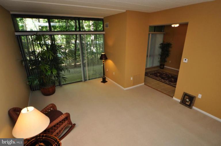 2104 Green Watch Way, Unit 11/101 Reston, VA 20191 - Photo 8 of 17 Living Room #2